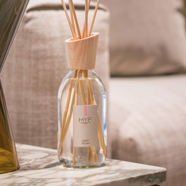 Dolce Vita Reed Diffuser 500 ml Sweet Peonia - Image 3